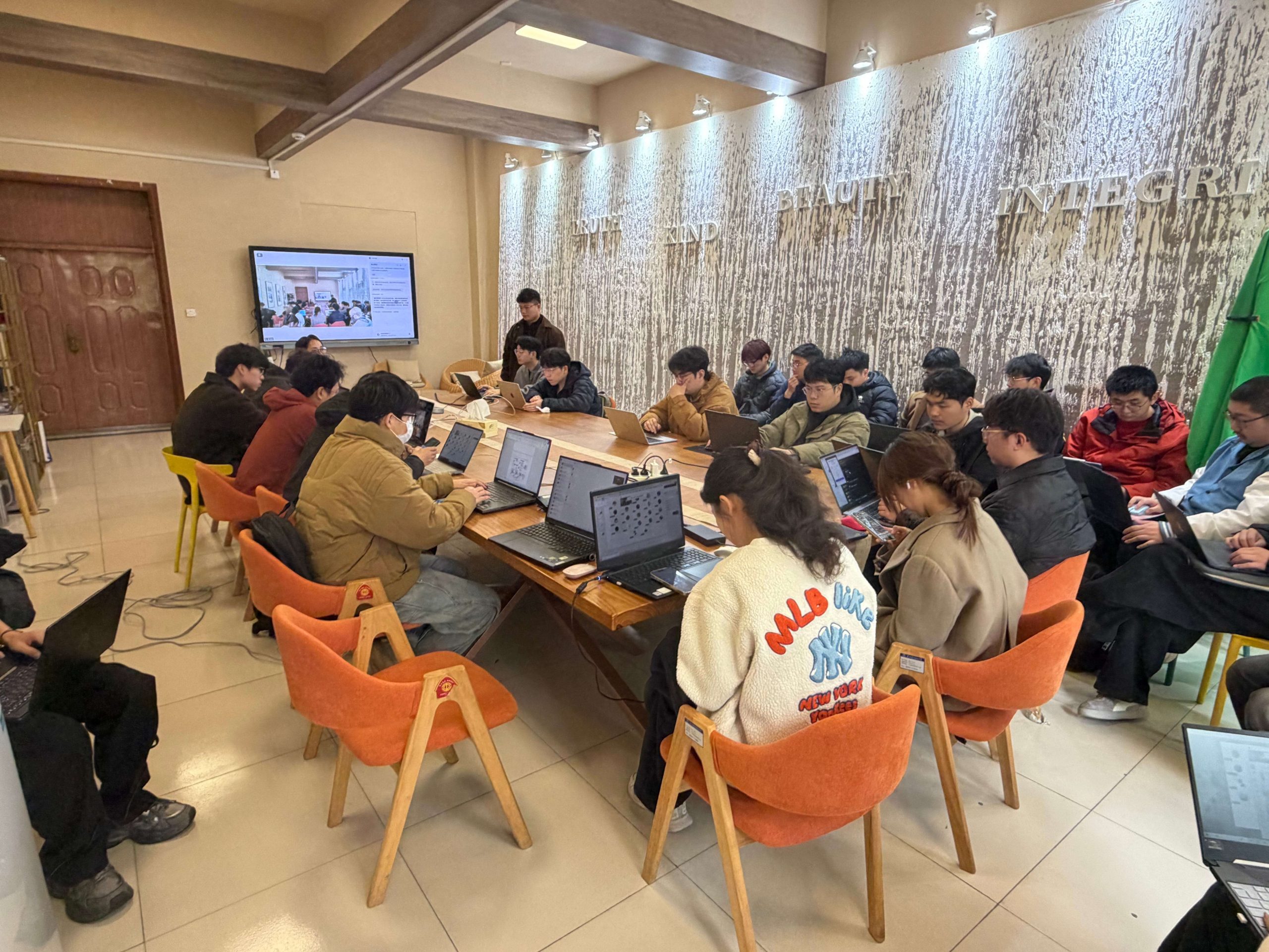 智能媒体计算研究所开学大组会